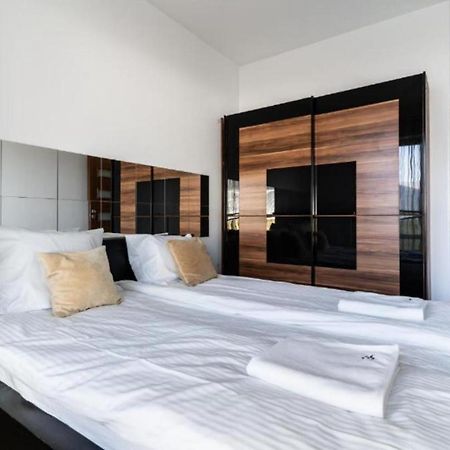 Golden Apartments Warsaw - Big And Bright Apartment In Platinum Towers- Browary- Grzyb61A מראה חיצוני תמונה