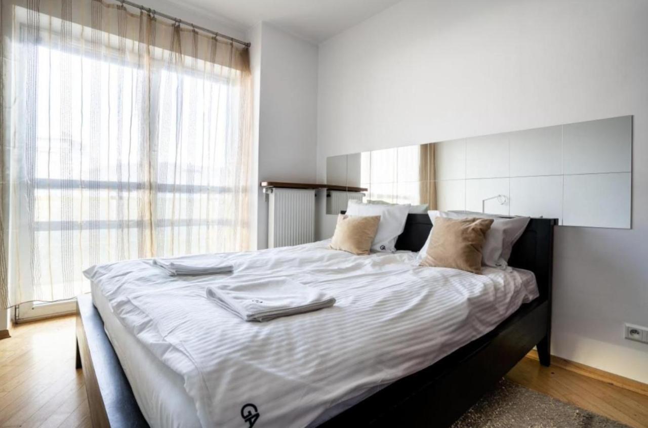 Golden Apartments Warsaw - Big And Bright Apartment In Platinum Towers- Browary- Grzyb61A מראה חיצוני תמונה