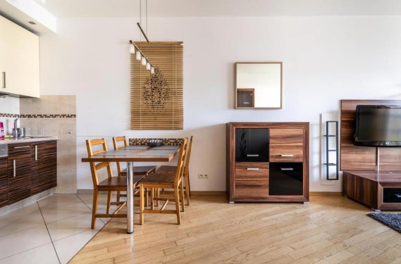Golden Apartments Warsaw - Big And Bright Apartment In Platinum Towers- Browary- Grzyb61A מראה חיצוני תמונה