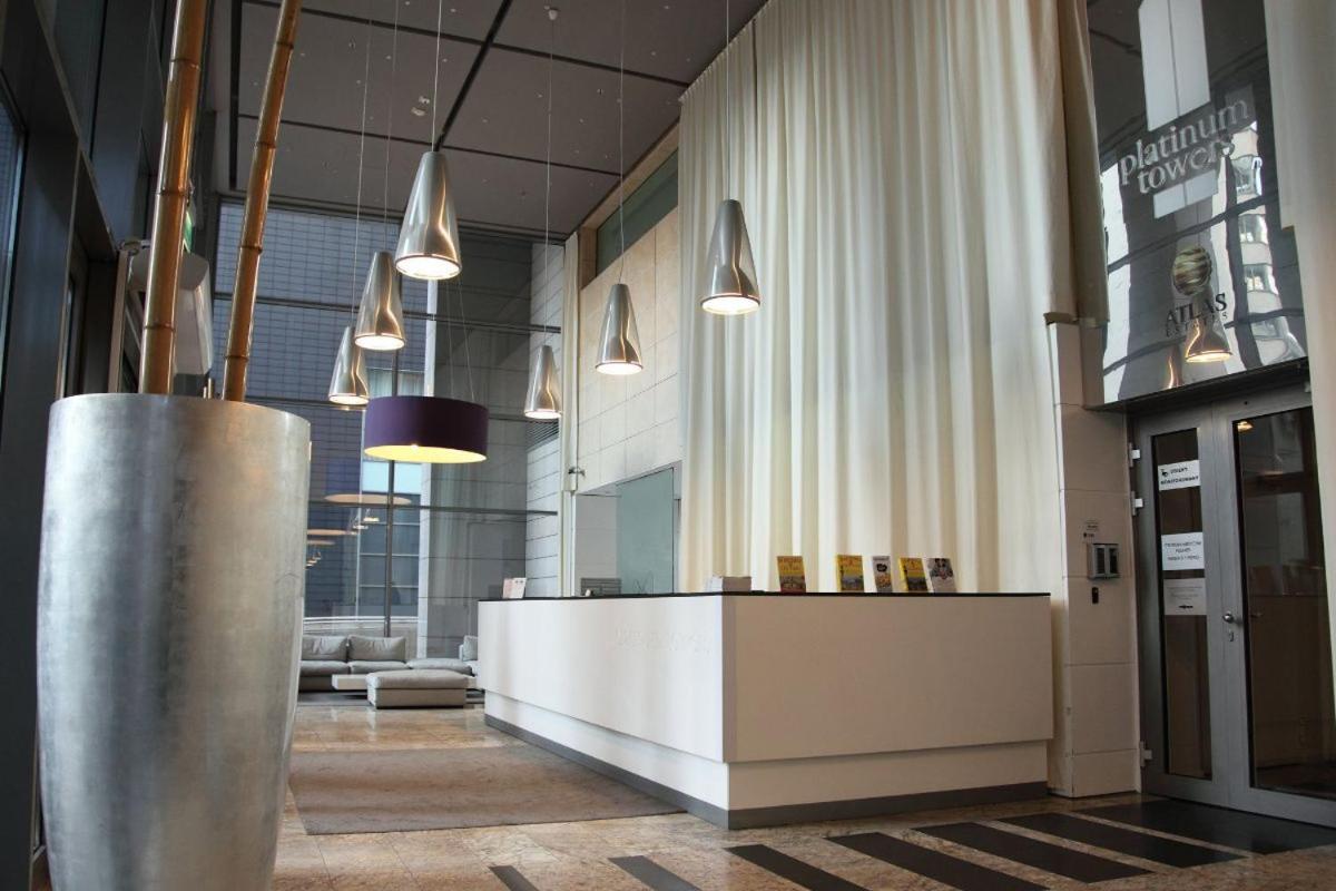 Golden Apartments Warsaw - Big And Bright Apartment In Platinum Towers- Browary- Grzyb61A מראה חיצוני תמונה